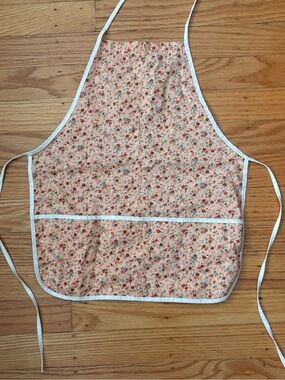 Toddler’s Peach Floral Cotton Apron with White Trim